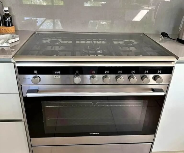 Gas Cooker 22