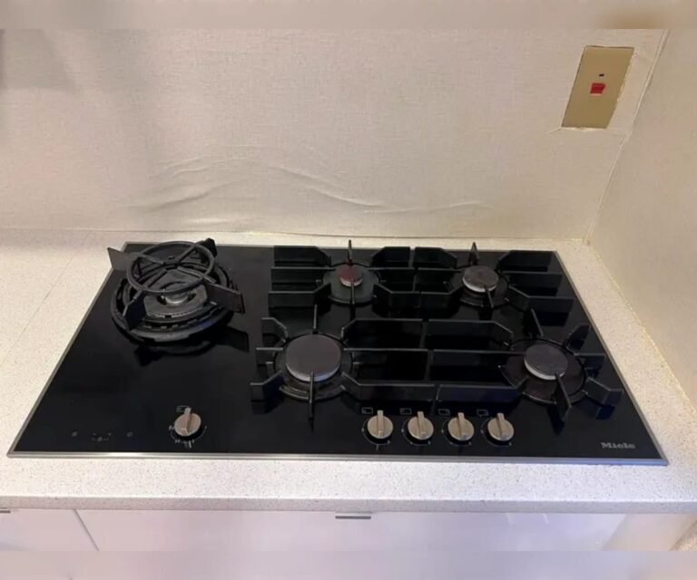 Integrated Gas Cooktop 4