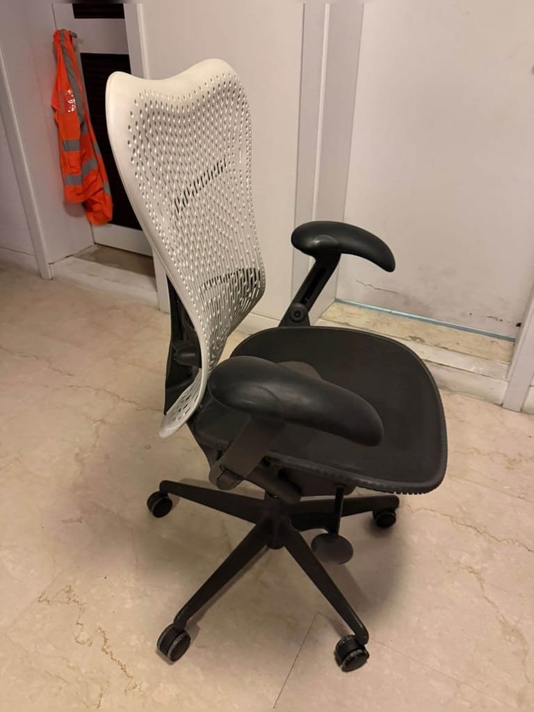 Mirra Chair 2