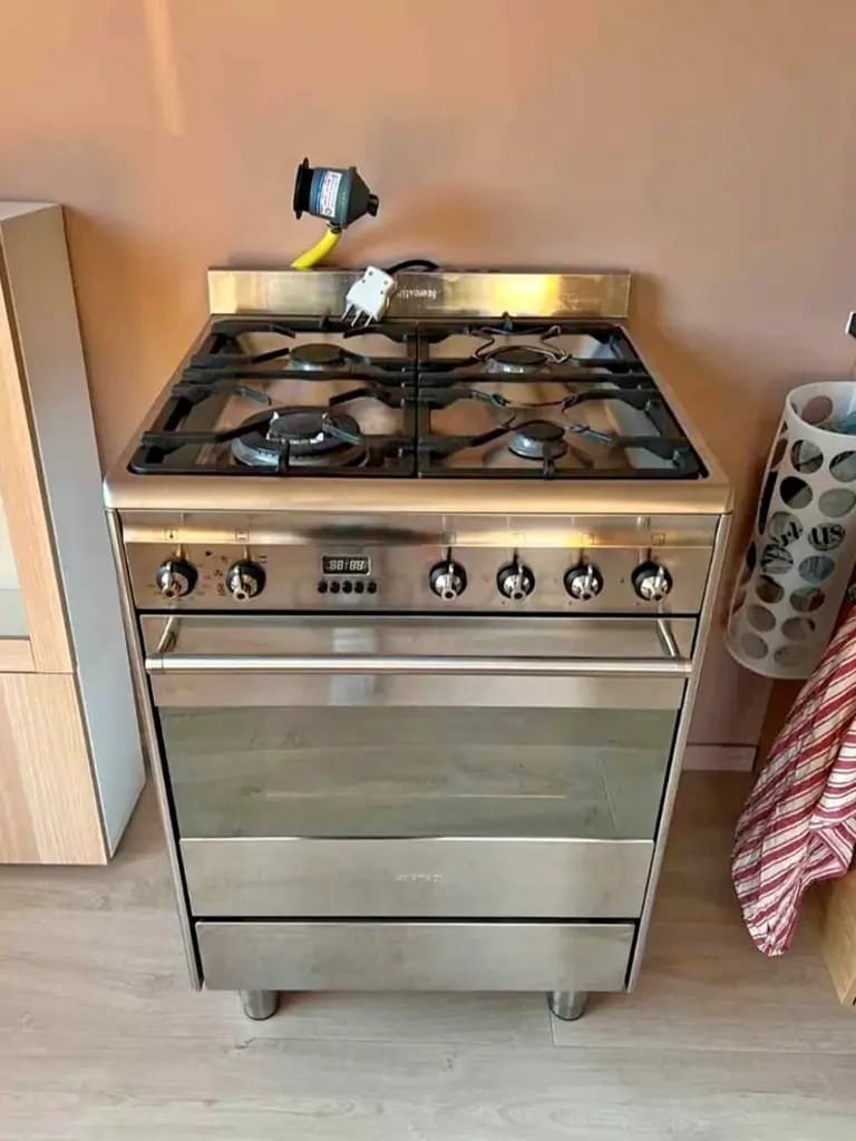 Top Gas Oven Electric Cooker 3