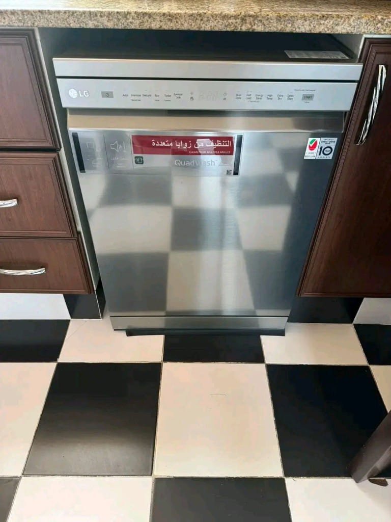 Touch Panel Dishwasher 3