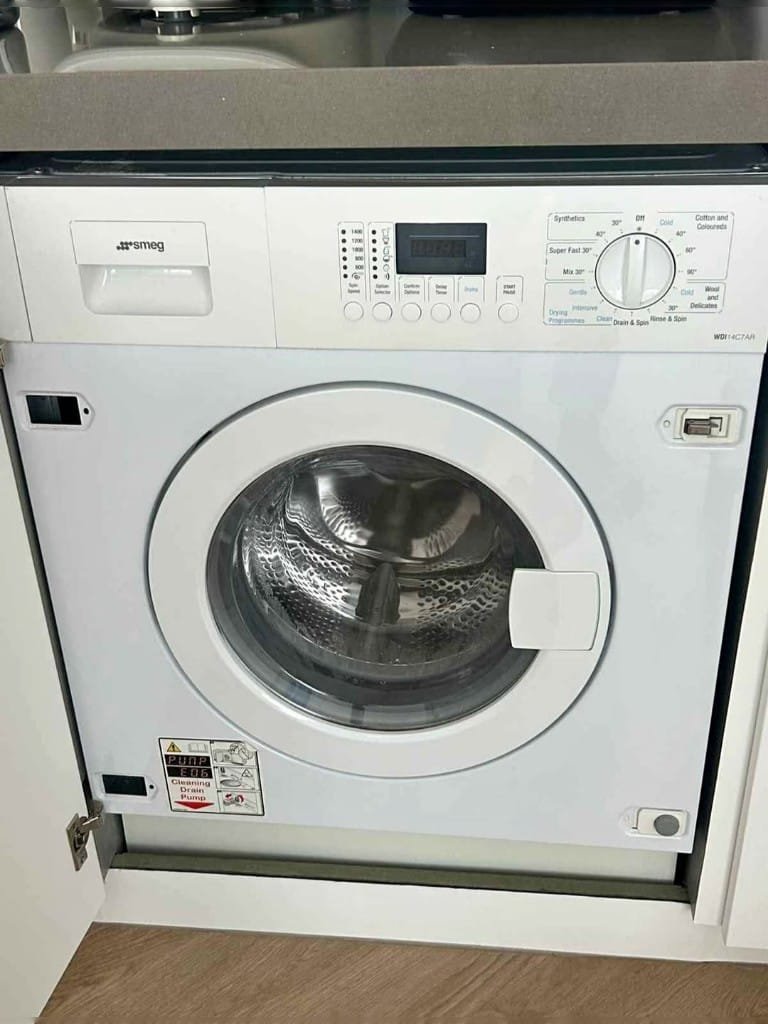 Washing Machine and Dryer 4