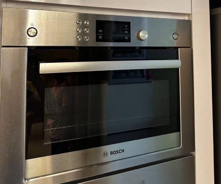 60cm Gas Microwave 4