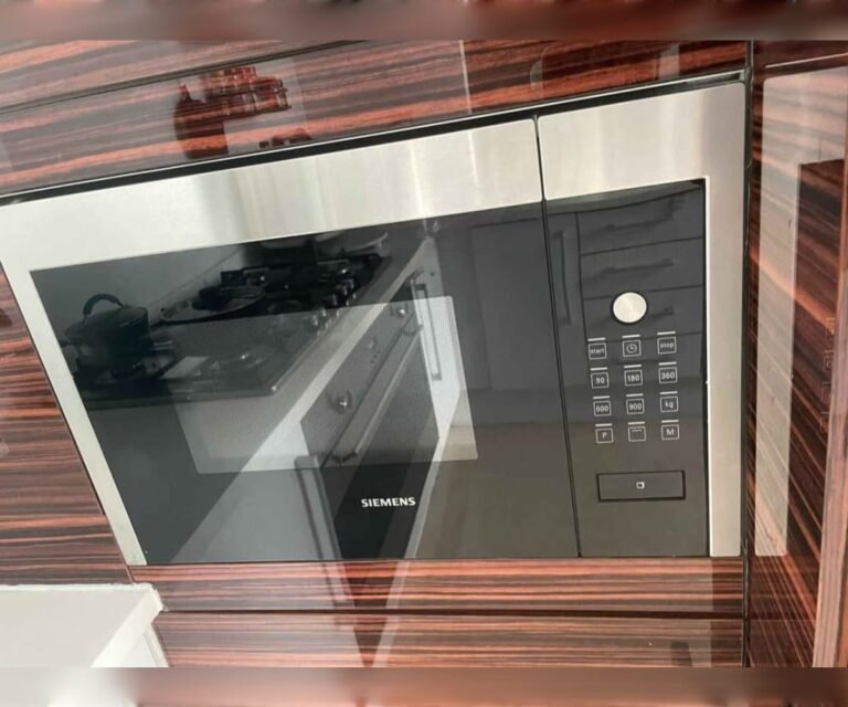 60cm Gas Microwave 5