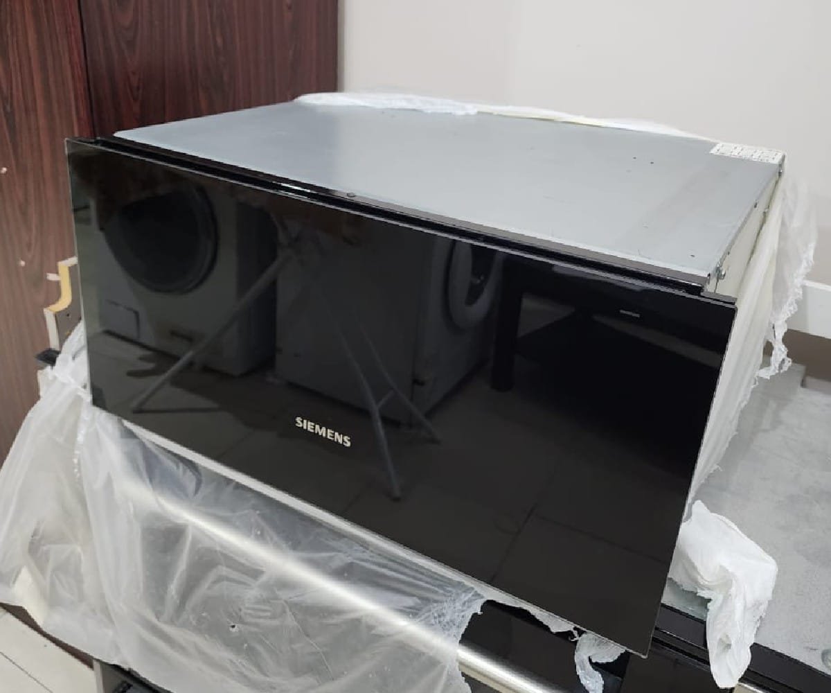 Built-in warming drawer 4