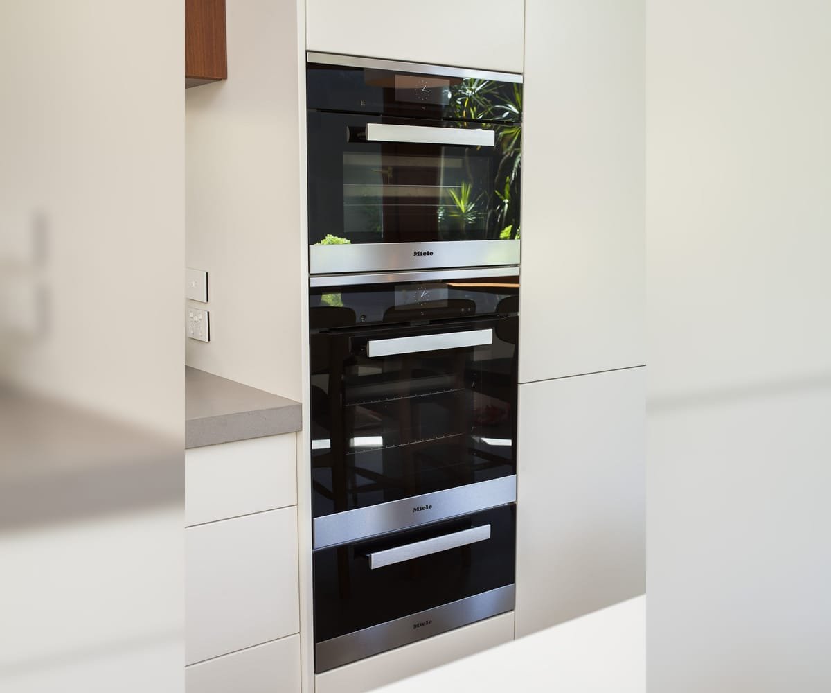 Oven microwave warming drawer combination