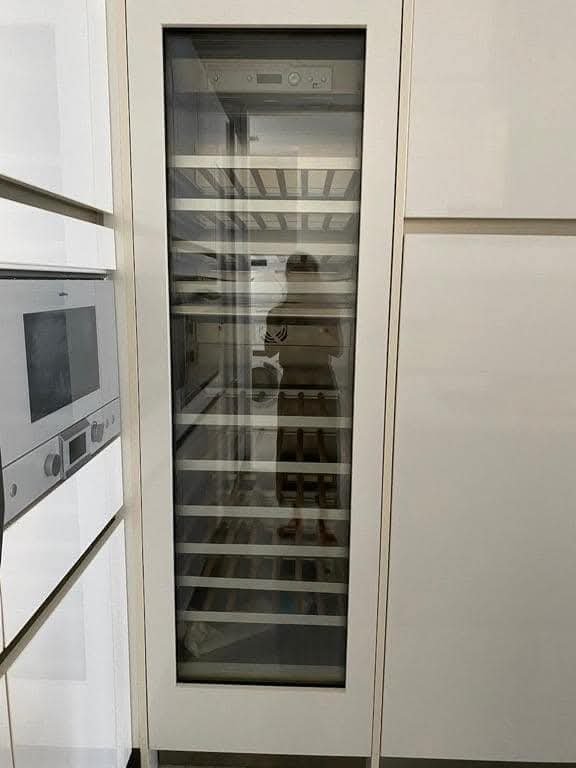 Integrated wine fridge 1